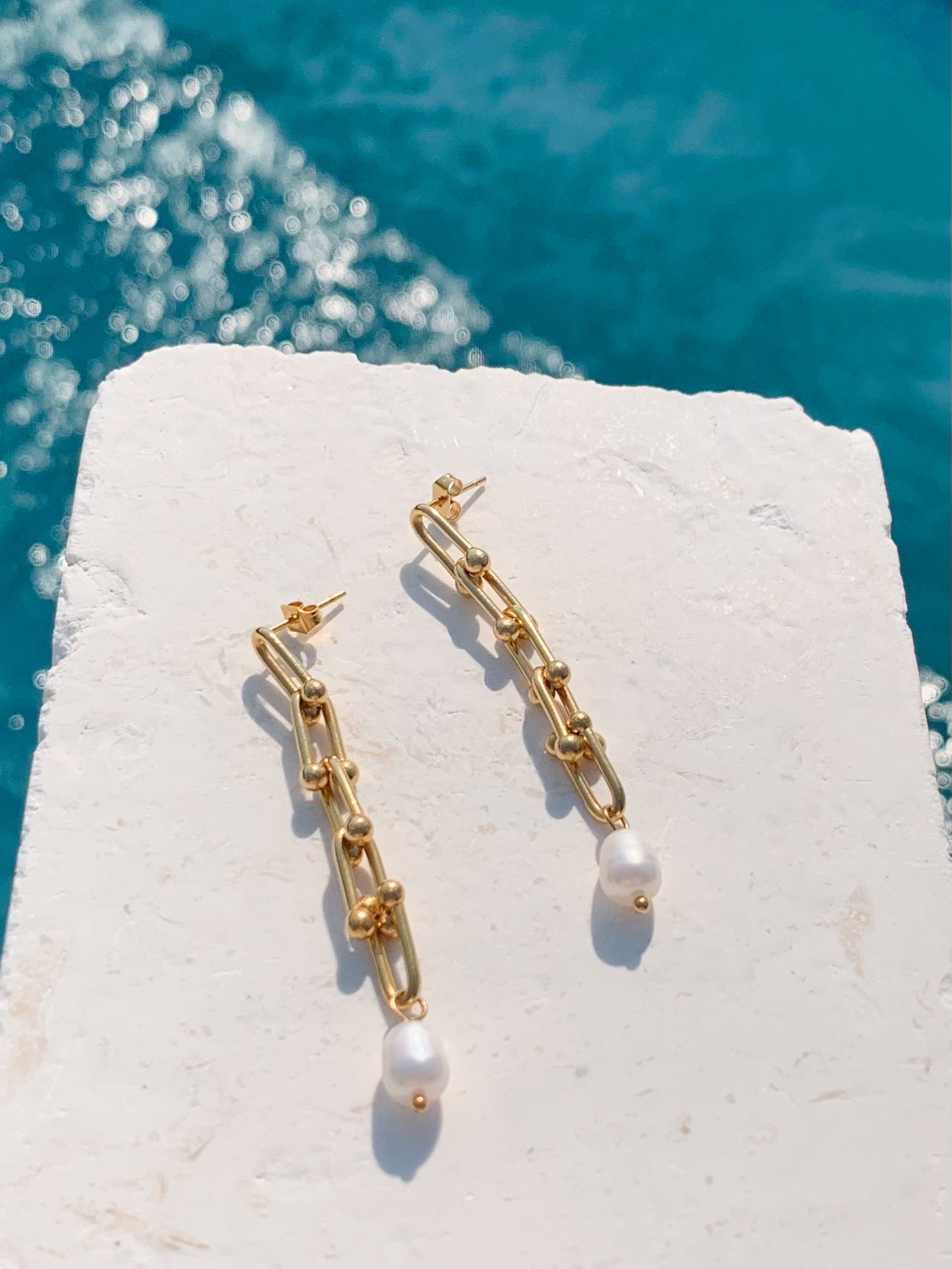 LIANA PEARL EARRINGS