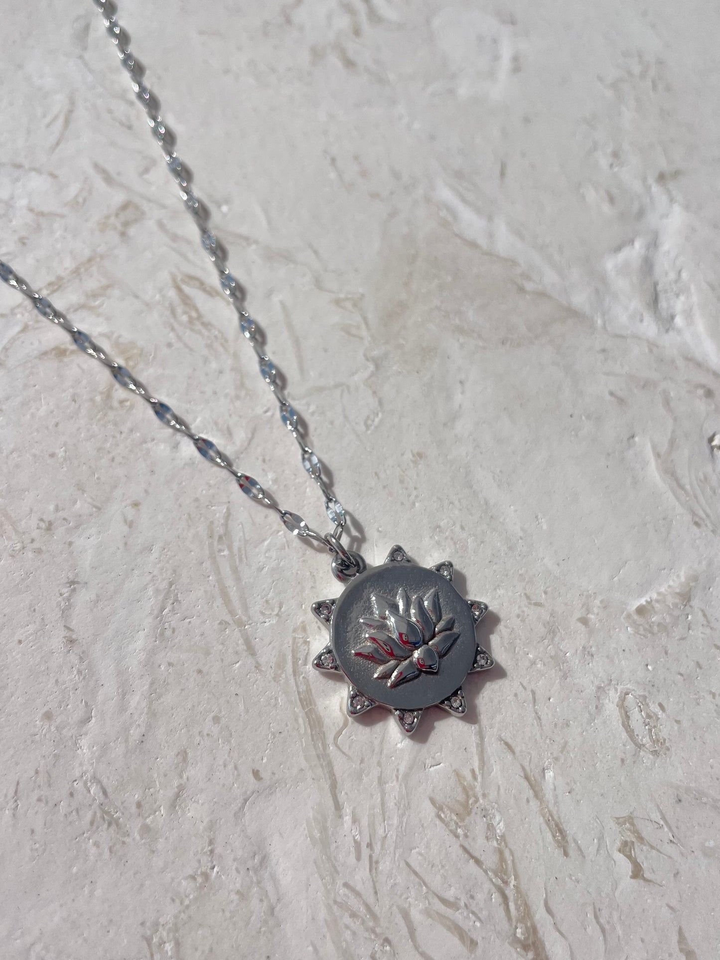 LOTUS NECKLACE