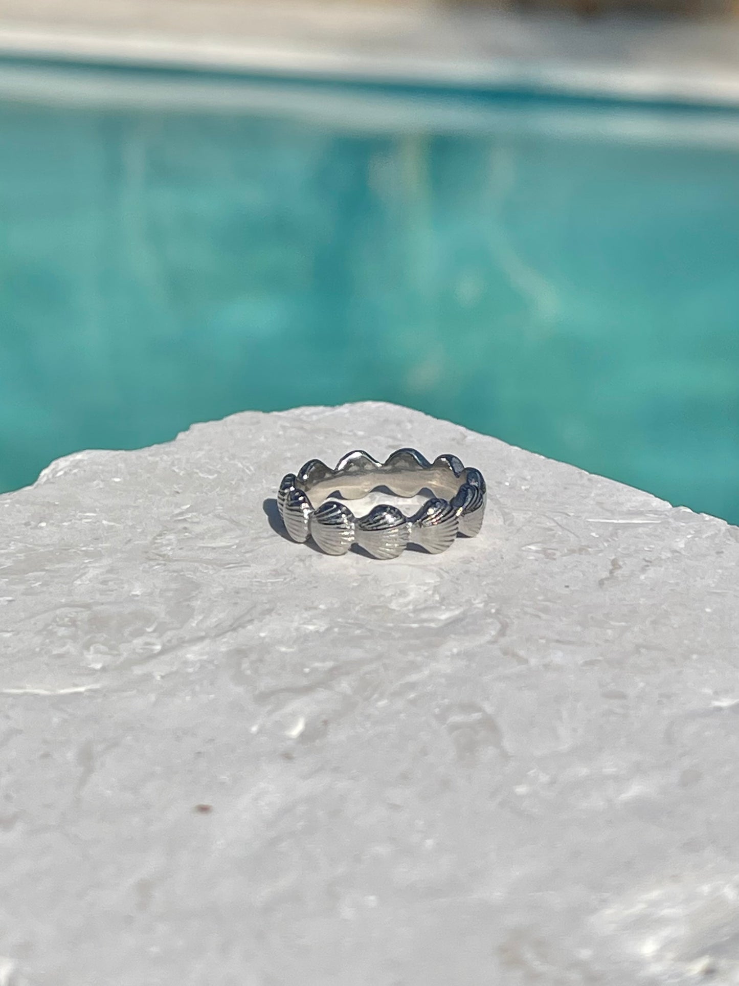 SEASHELLS BY THE SEASHORE RING