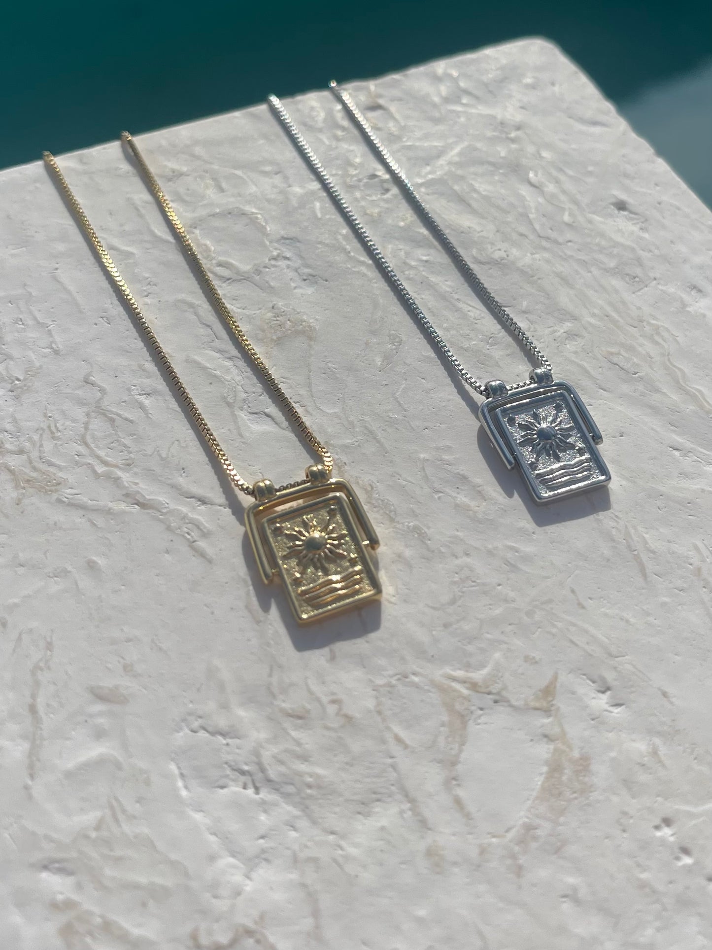 SUN NECKLACE