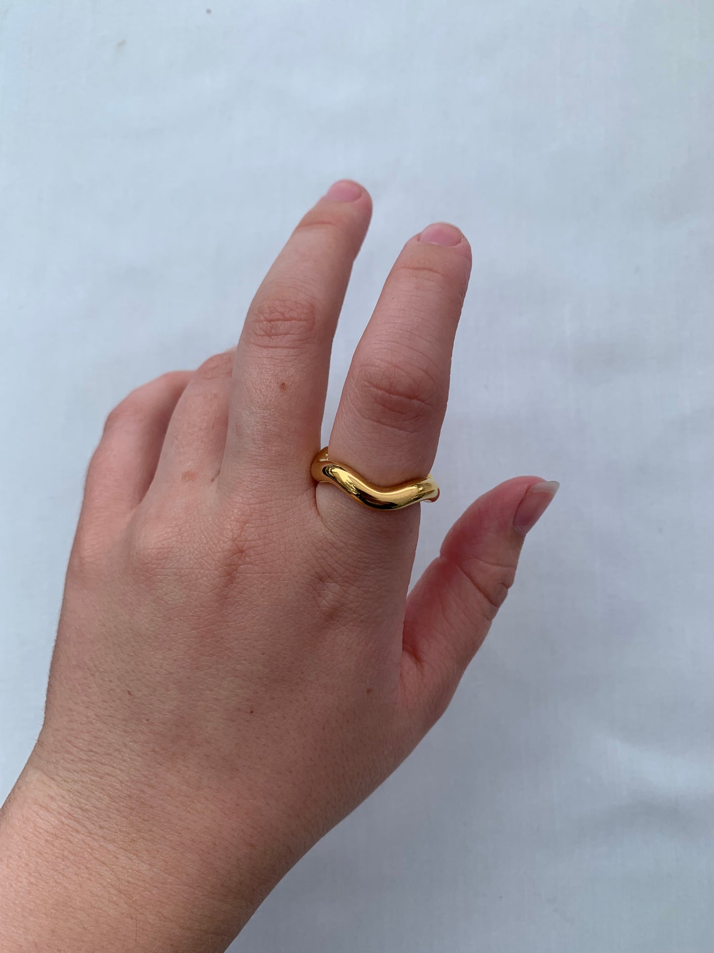 ESTI WAVE RING