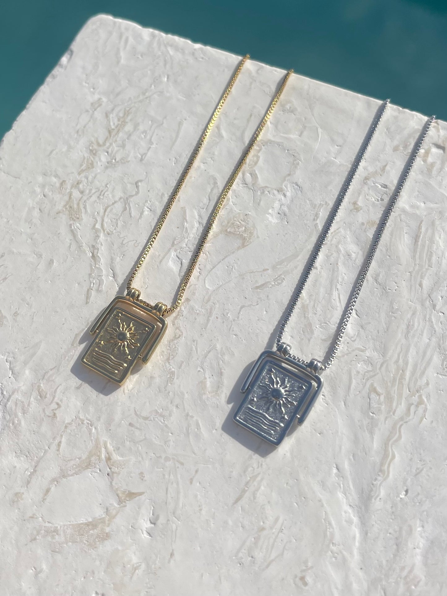 SUN NECKLACE