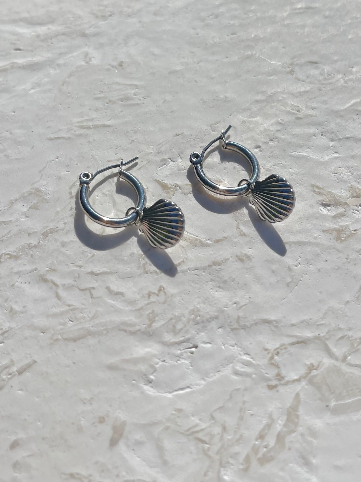 SEASHELL EARRINGS