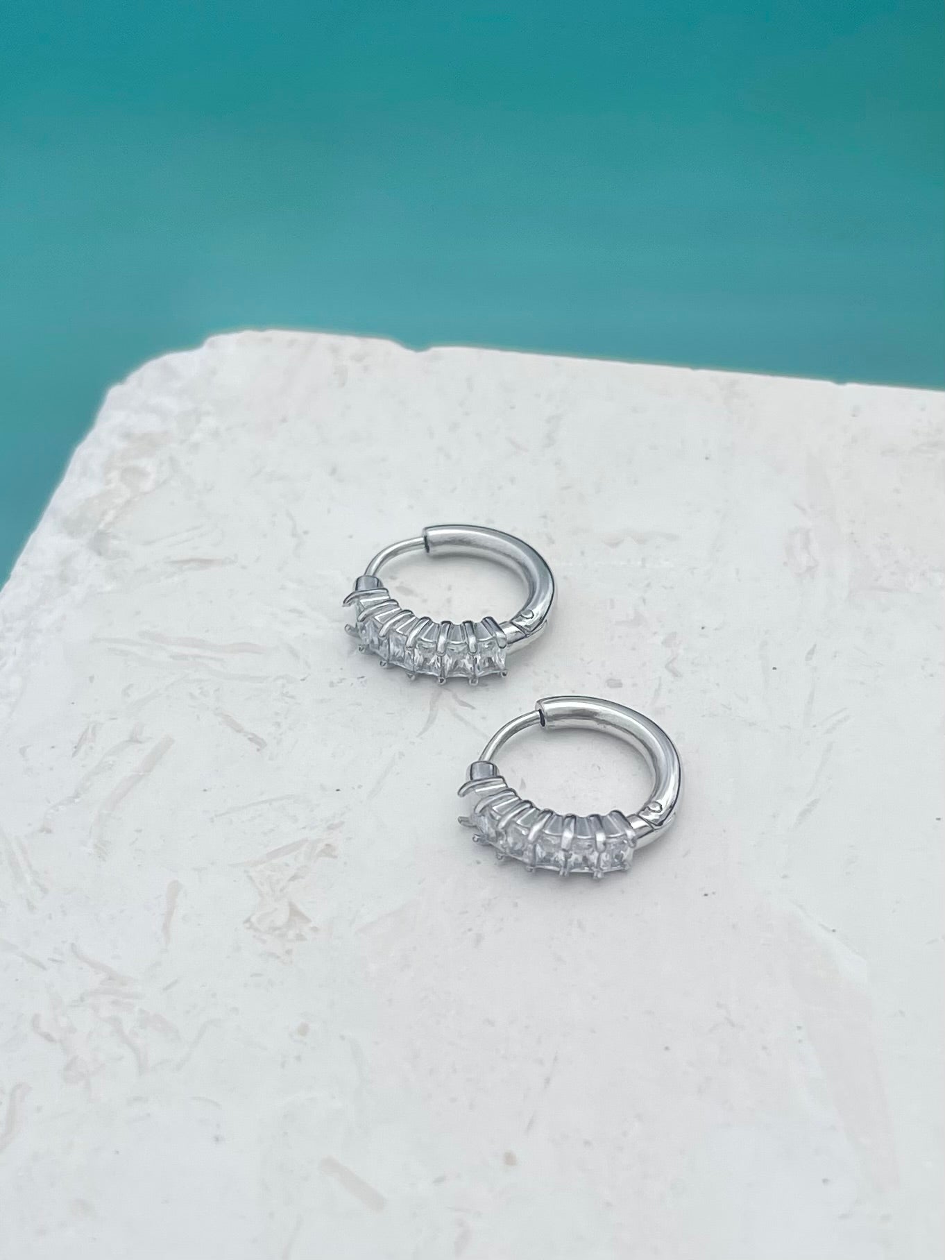 BAGUETTE MINI HOOP EARRINGS