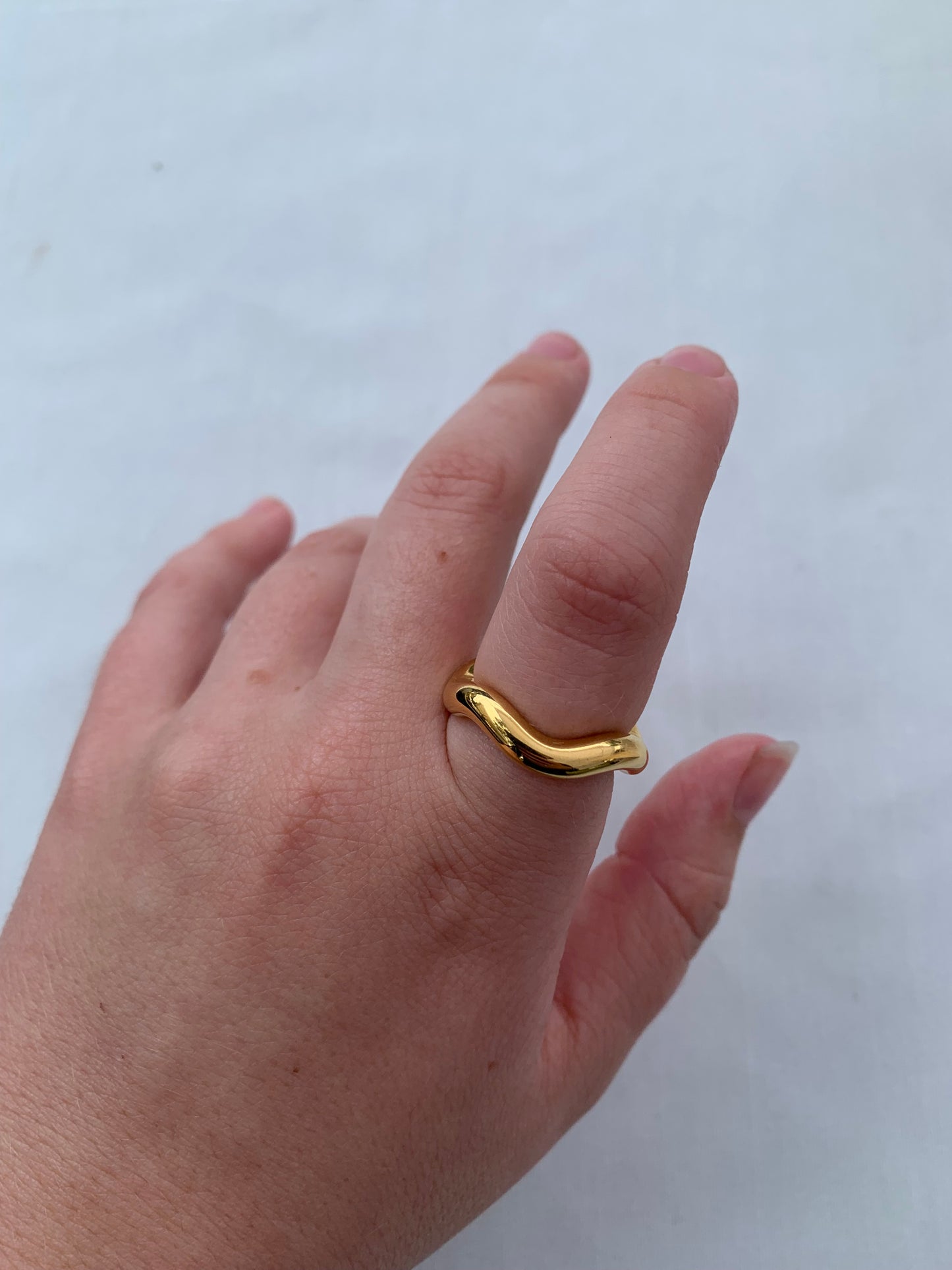 ESTI WAVE RING