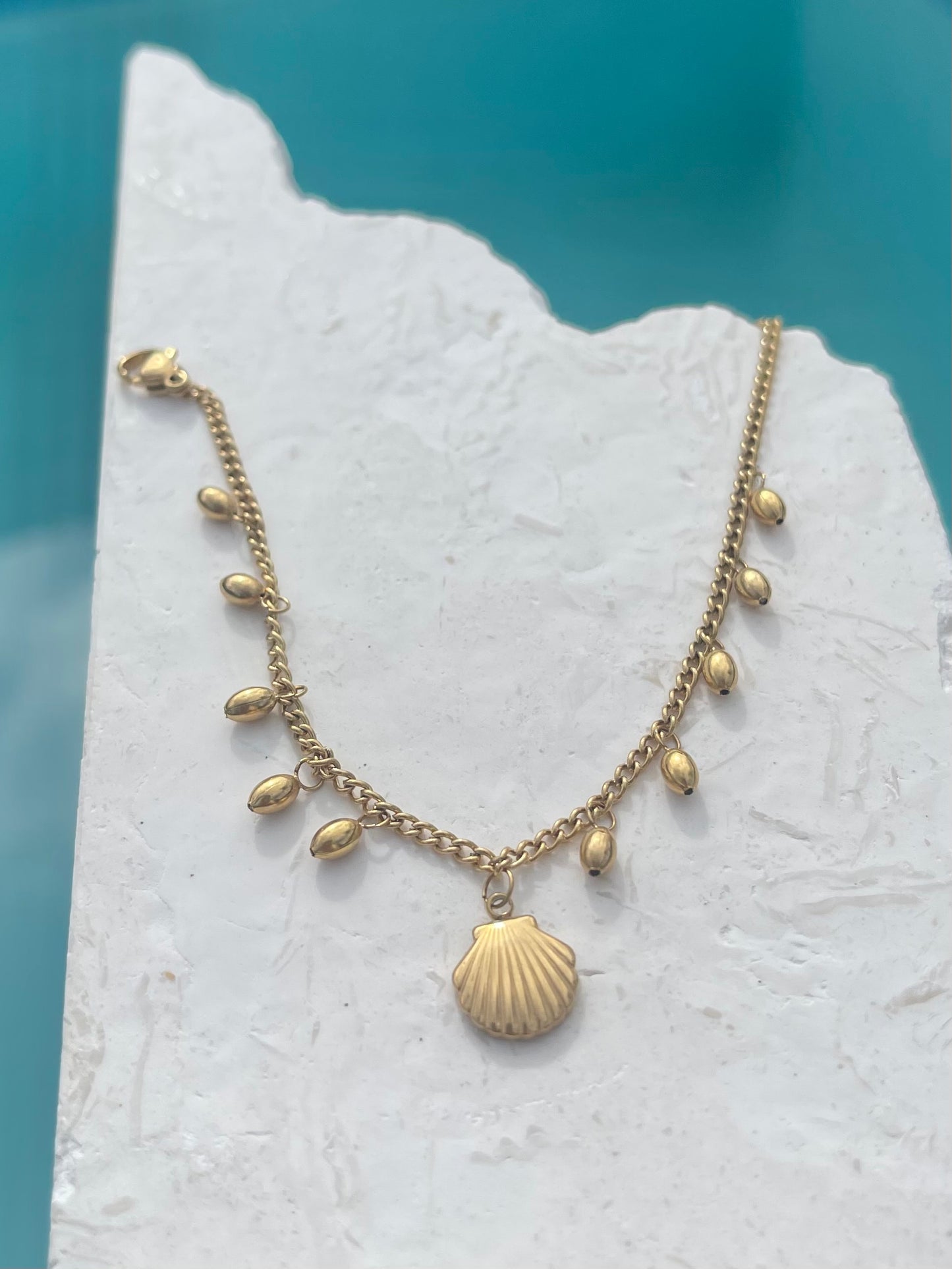 CALLIE SHELL BRACELET