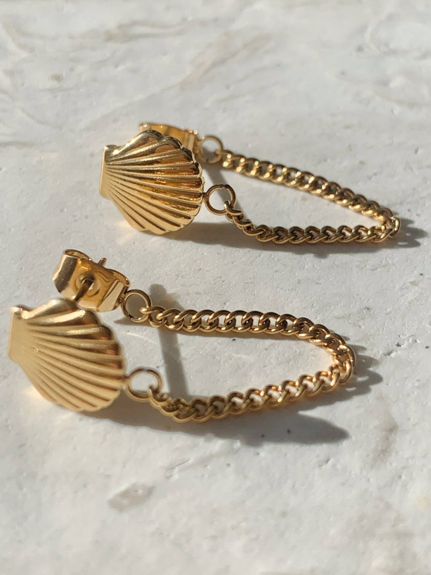 SEASHELLS CHAIN EARRINGS