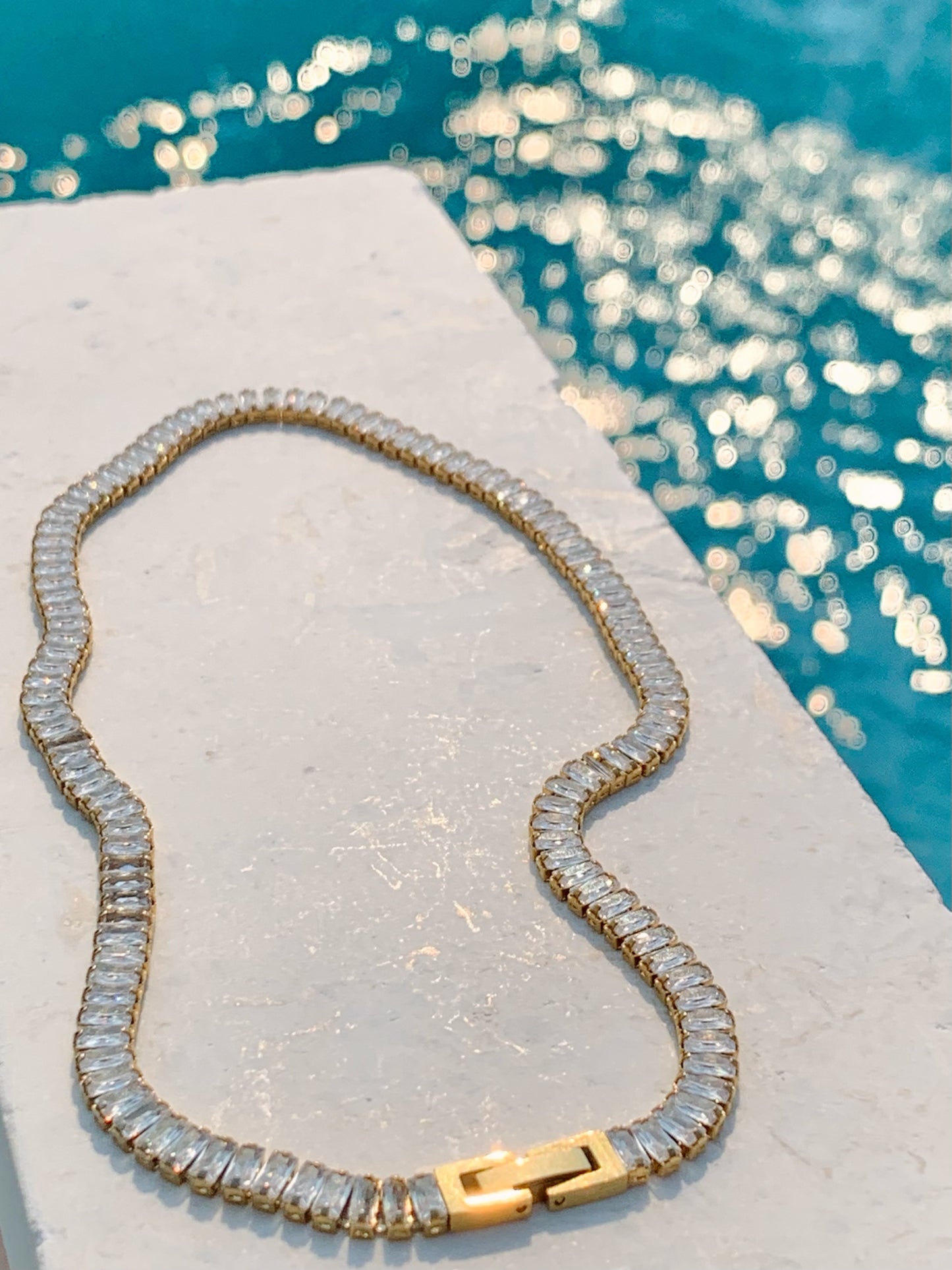 BAGUETTE ZIRCONIA NECKLACE