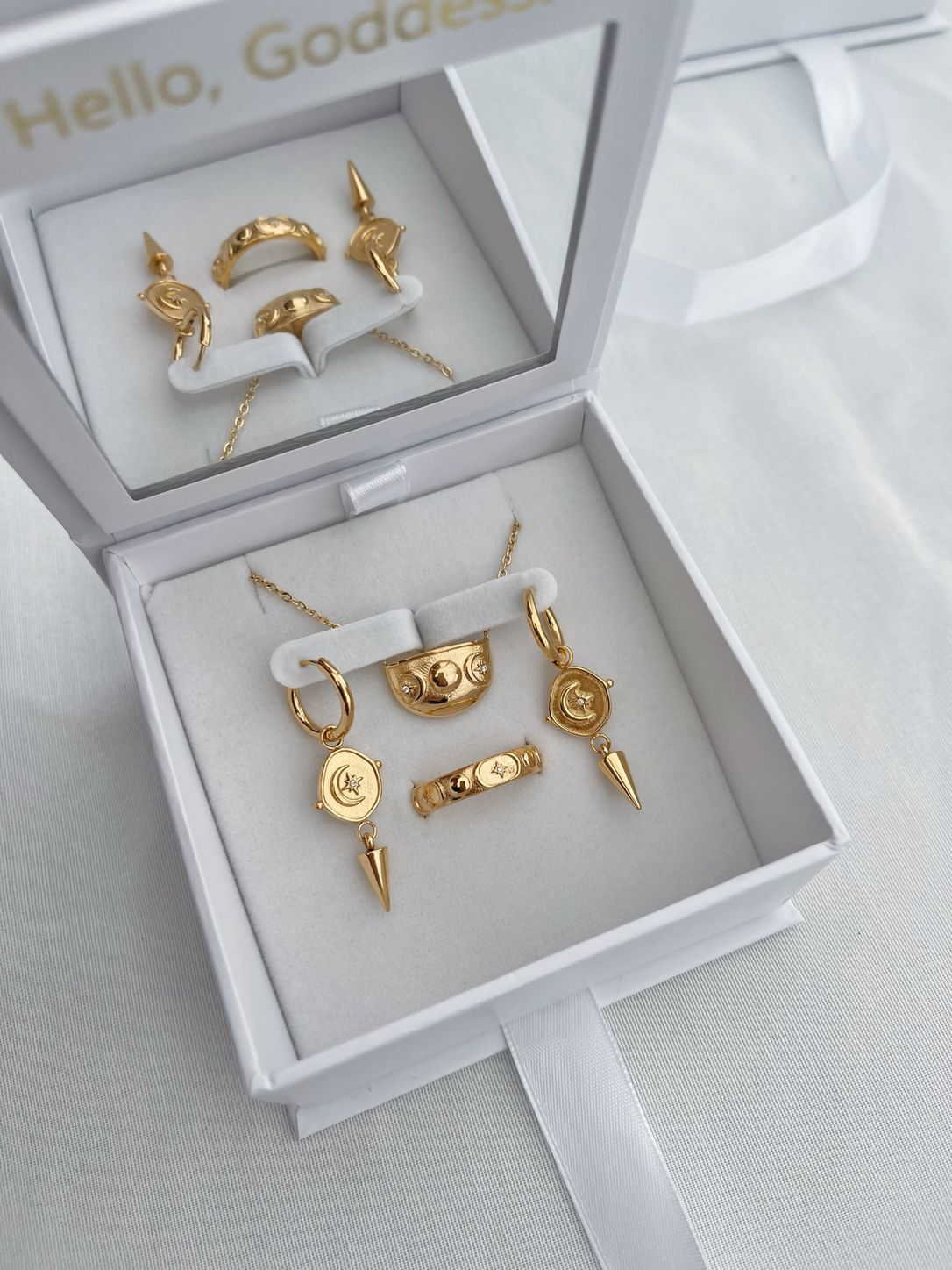 CRESCENT EARRINGS