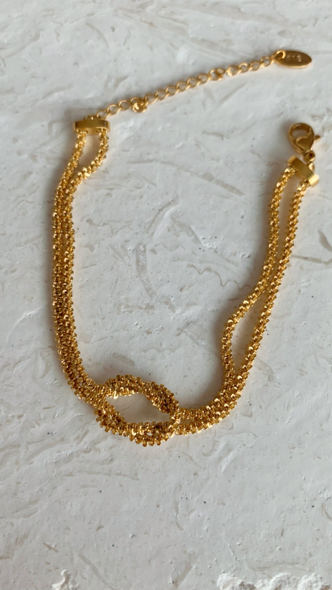 GYPSOPHILA KNOT BRACELET
