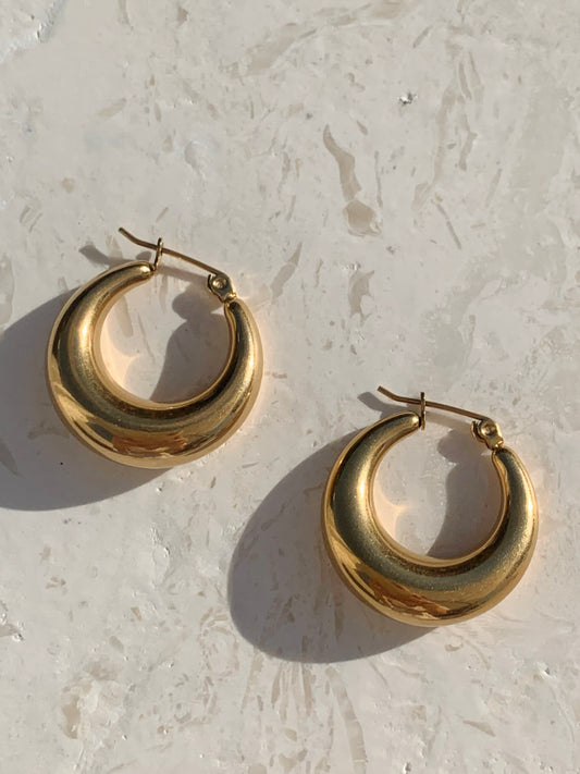 CORALINE SMALL HOOP EARRINGS
