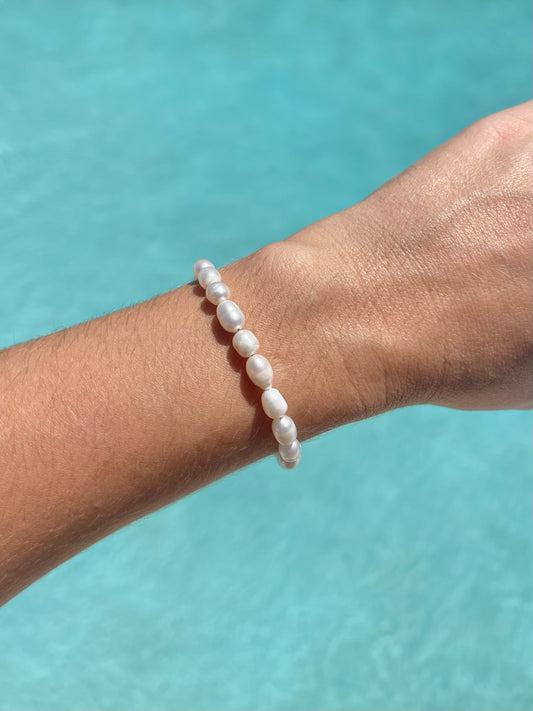 PEARLY LOVE BRACELET