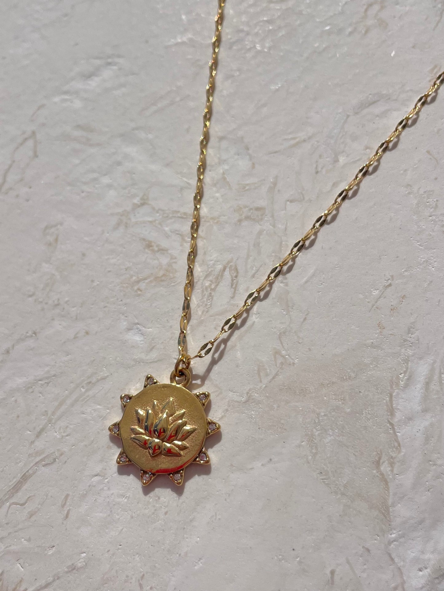 LOTUS NECKLACE