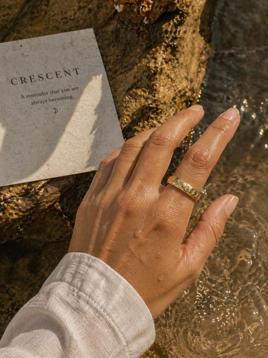 CRESCENT RING
