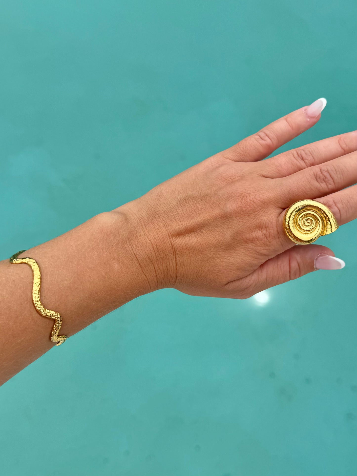 LOLA RING