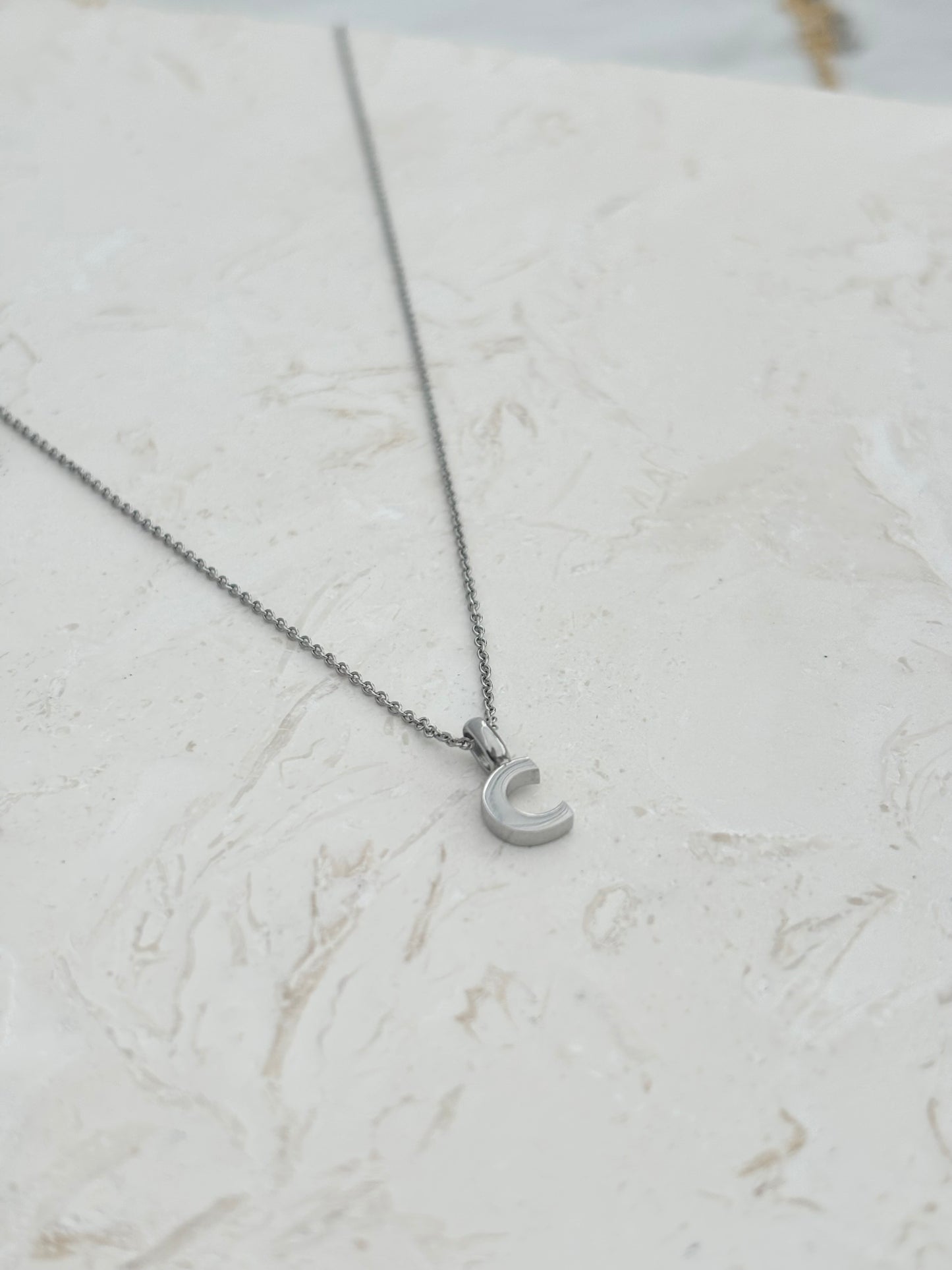 LETTER CHARM NECKLACE SILVER