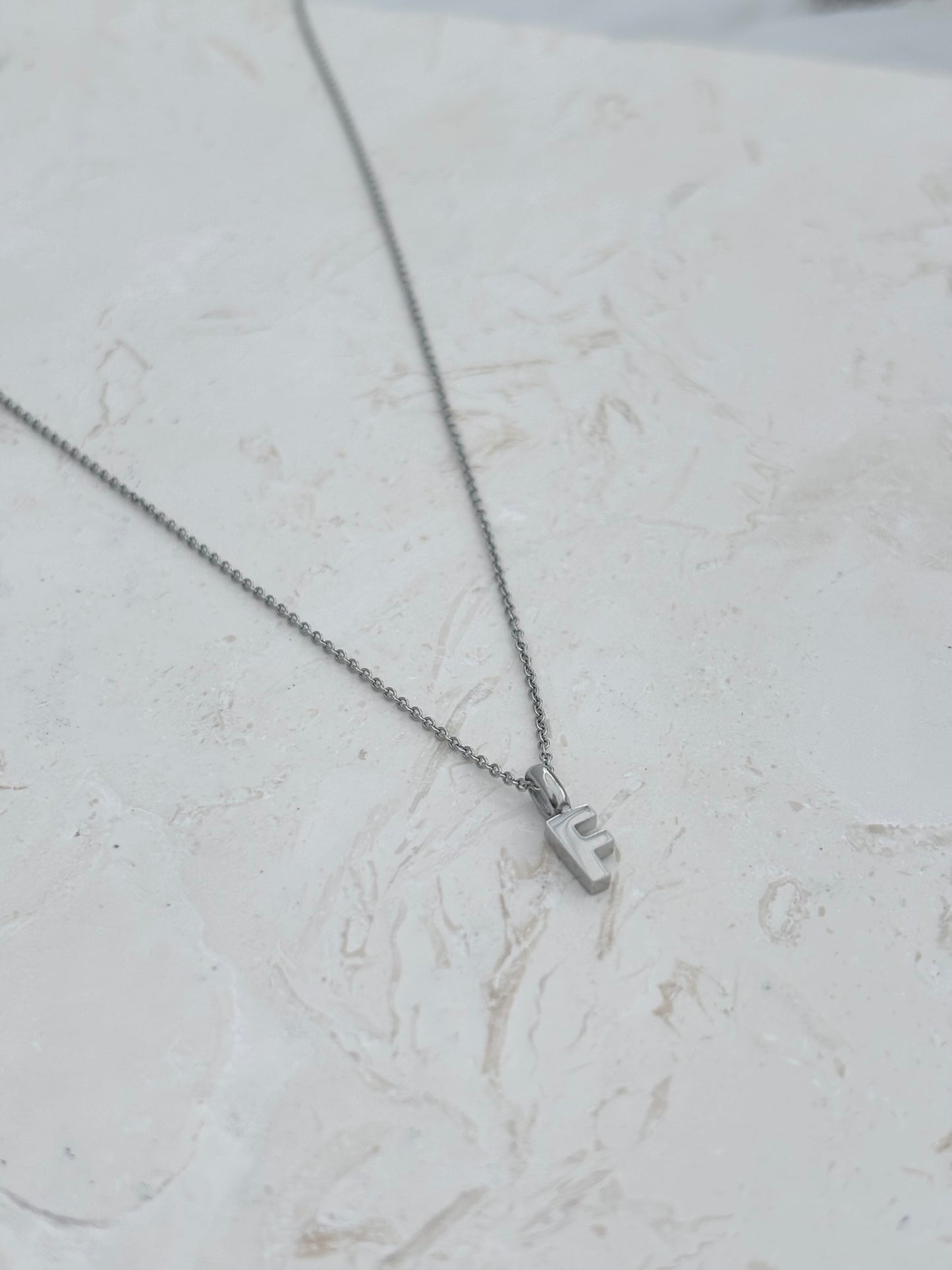 LETTER CHARM NECKLACE SILVER