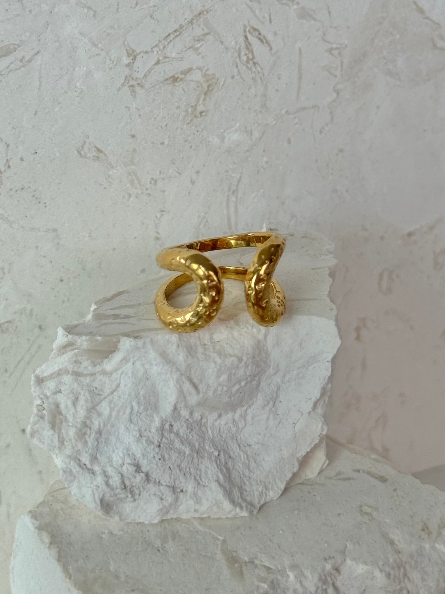 NORA RING