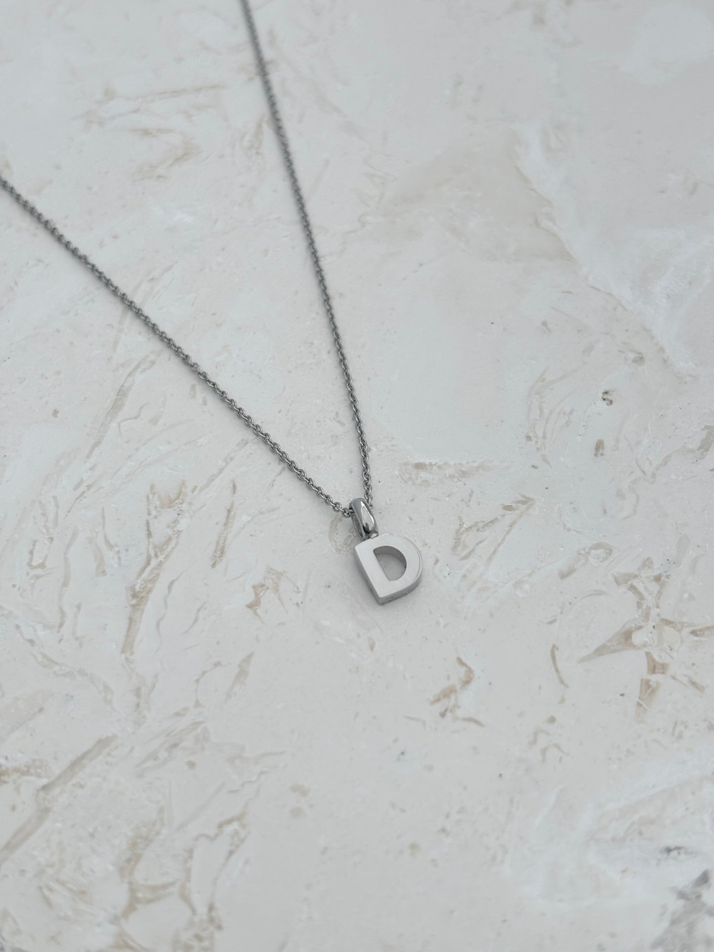 LETTER CHARM NECKLACE SILVER