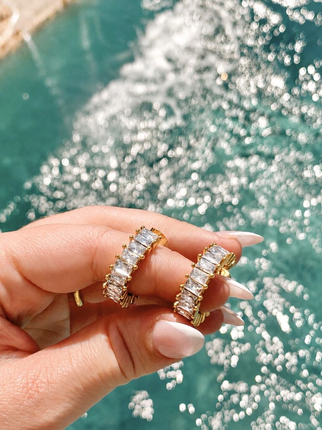THE DIVINE EARRINGS