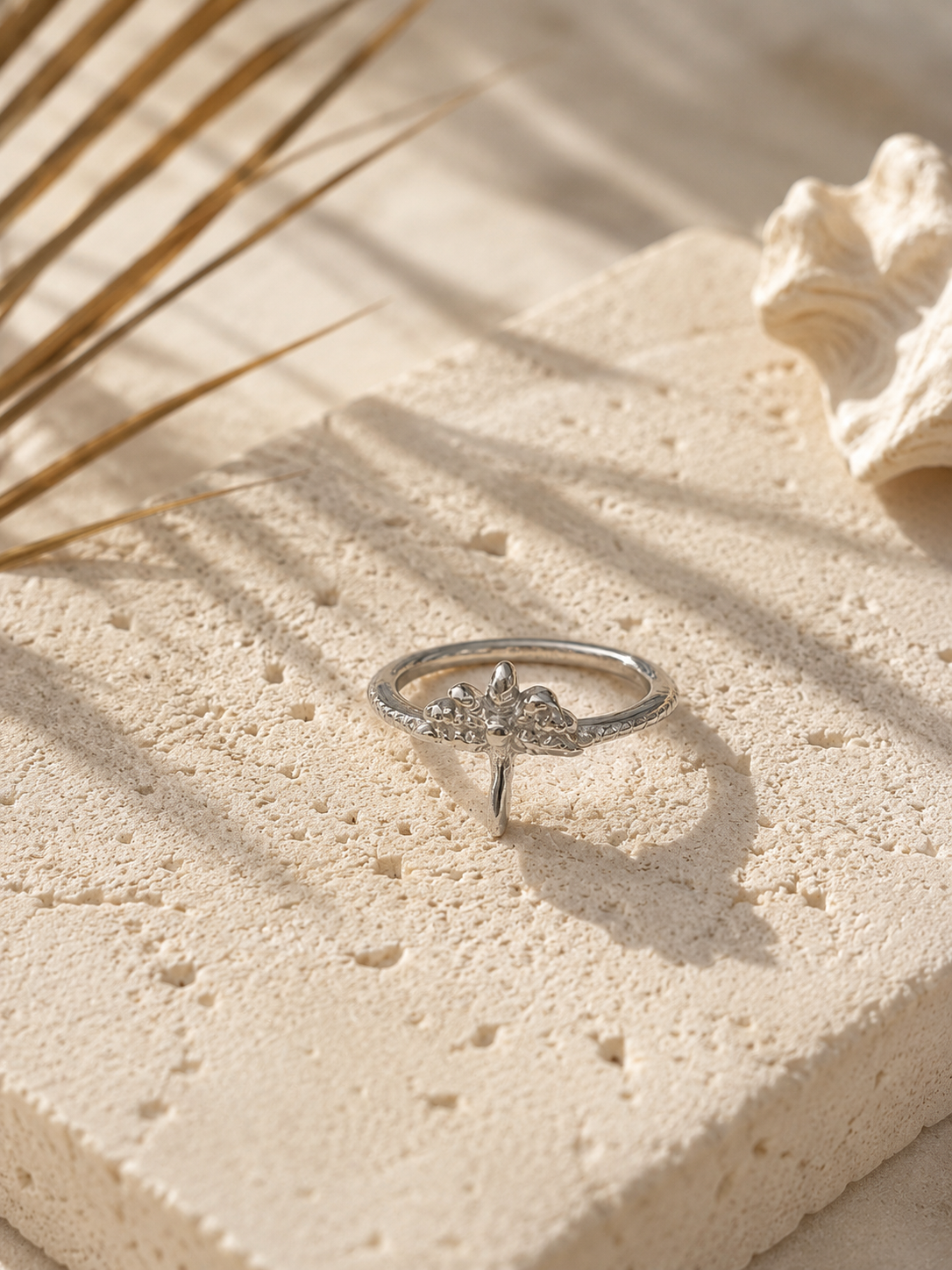 PALM TREE RING