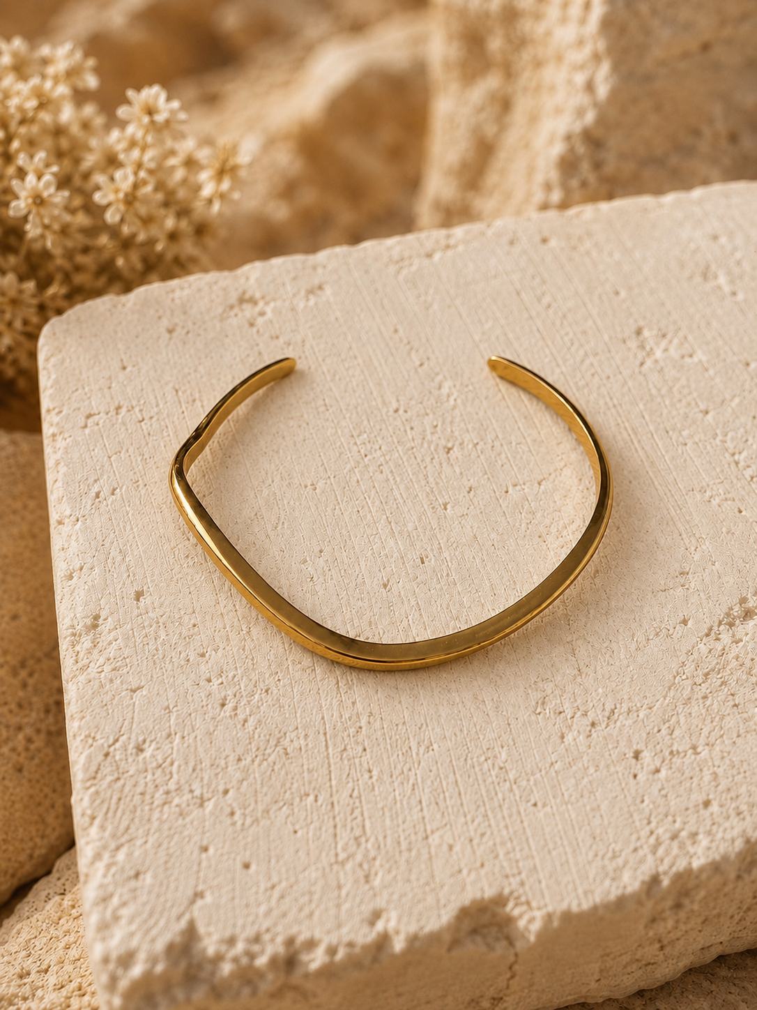 CELINE WAVE CUFF