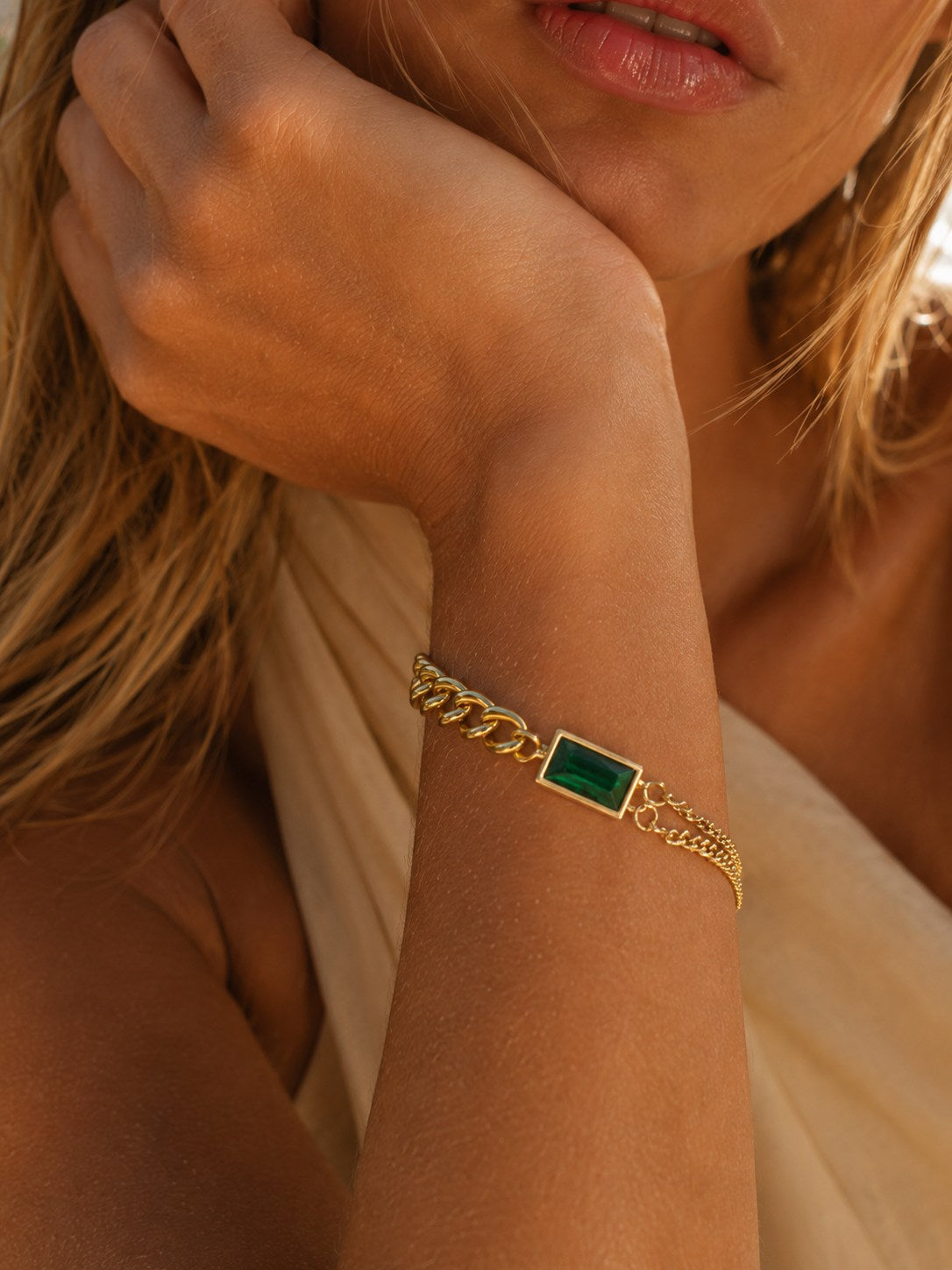 OLIVIA BRACELET