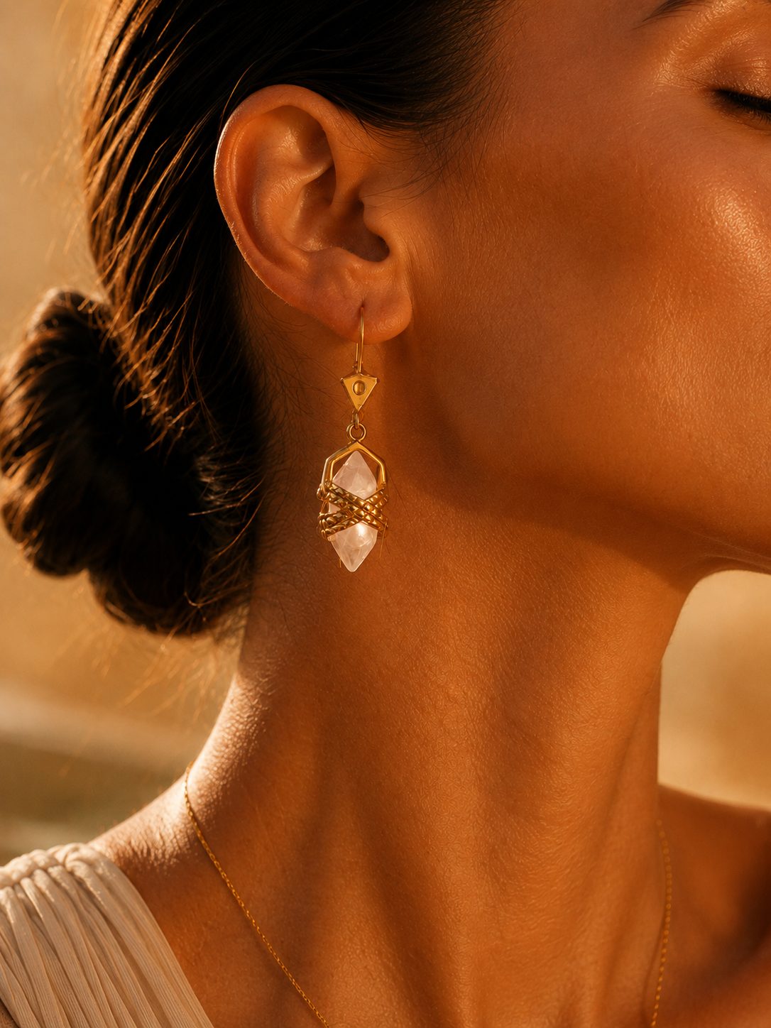 QUARTZ DROP EARRINGS