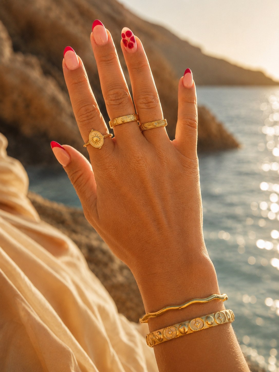 CRESCENT CUFF