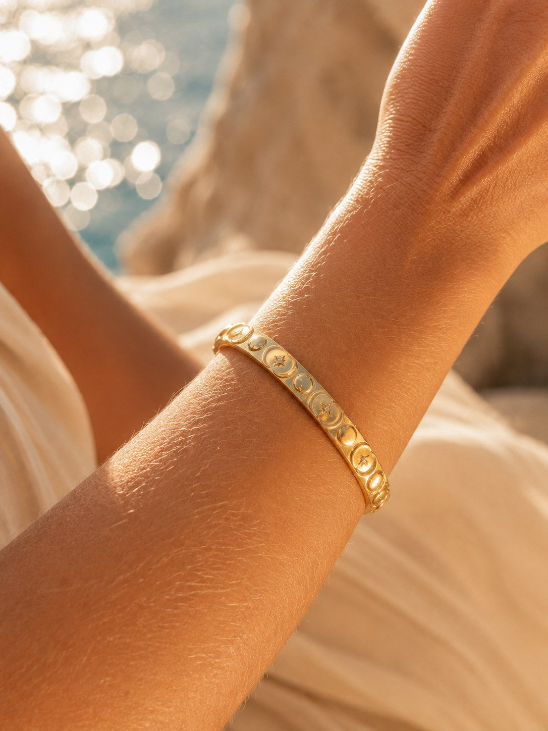 CRESCENT CUFF