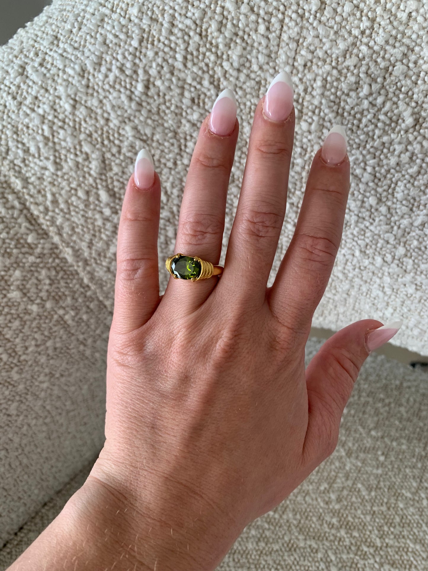 ATHENA CRYSTAL GREEN RING