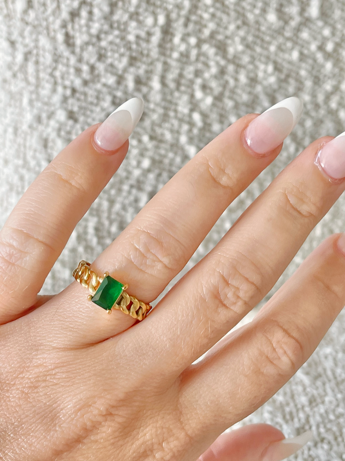 MIRA GREEN CRYSTAL RING